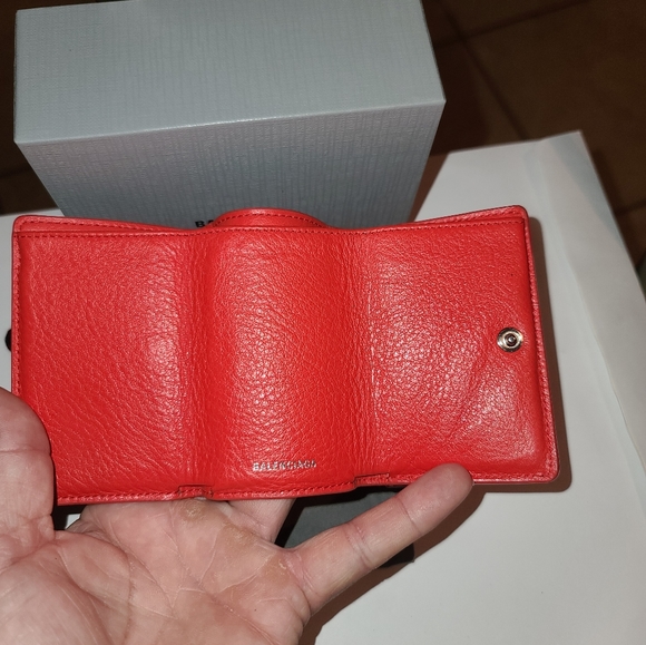 Balenciaga Red Leather wallet includes box and dust bag - Picture 4 of 7